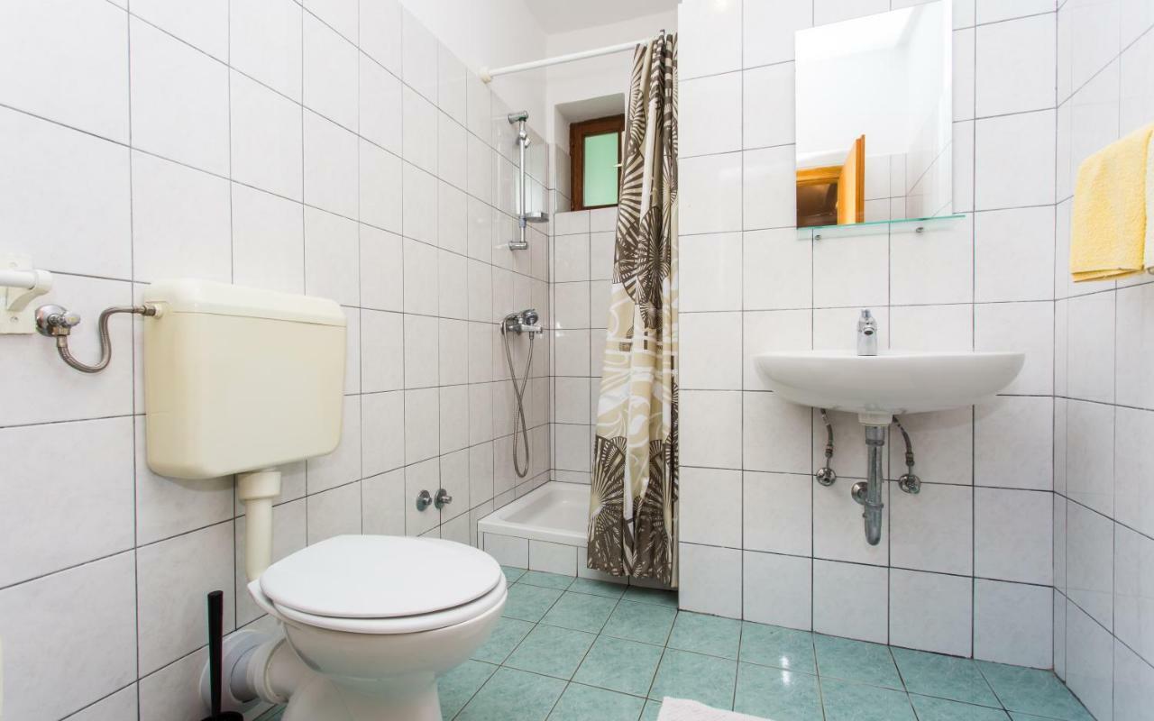 Apartments Luka 2 バスカ エクステリア 写真